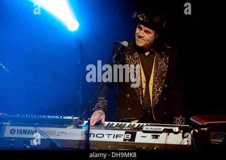 Thomas Dolby joue sur la scène à la Vierge Mobile Mod Club. Toronto, Canada - 02.04.12 Banque D'Images