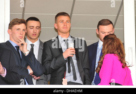 Coleen Rooney Wayne Rooney Liverpool Journée à John Smith's Grand National à Aintree Hippodrome Festival Liverpool Angleterre - Banque D'Images