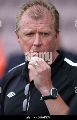 Steve McClaren, gestionnaire de la forêt de Nottingham en photo lors d'un match pré-saison à Northampton Town Banque D'Images