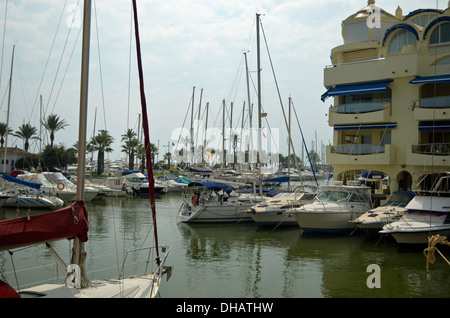 Port de plaisance de Benalmádena Costa del Sol Espagne Banque D'Images