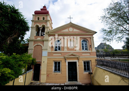 (L'église de Panagia Mandrakina Mandrakina la Vierge Marie), dédié à la Vierge Marie et à Saint Pantelei à Corfou, Grèce. Banque D'Images