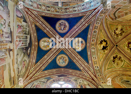 Plafond de la chapelle Baroncelli dans transept droit de la Basilique Santa Croce. Florence, Italie Banque D'Images