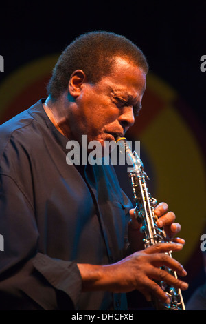 WAYNE SHORTER joue avec son quartet à la Jimmy Lyons la scène du Festival de Jazz de Monterey - Monterey, Californie Banque D'Images