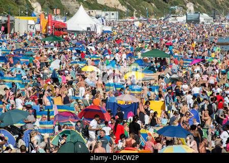 Foule record sur plage de Bournemouth Air Festival 2013. Banque D'Images