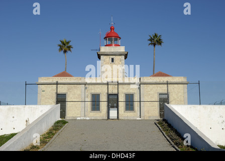 Phare de Ponta da Piedade à Lagos Banque D'Images