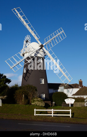 Une vue de Stow Mill à Paston, Norfolk, Angleterre Banque D'Images