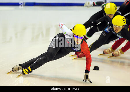 Torino, Italie. 07Th Nov, 2013. Valérie Maltais du Canada au cours de l'USI Patinage de vitesse courte piste coupe du monde. Credit : Action Plus Sport/Alamy Live News Banque D'Images