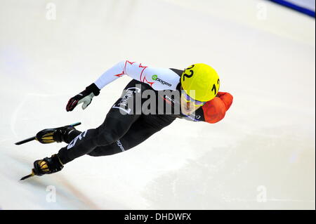 Torino, Italie. 07Th Nov, 2013. Charles Hamelin du Canada au cours de l'USI Patinage de vitesse courte piste coupe du monde. Credit : Action Plus Sport/Alamy Live News Banque D'Images