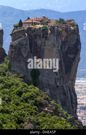 Le Saint Monastère de Rousanou (St. Barbara), les météores à Trikala Région de la Grèce Banque D'Images