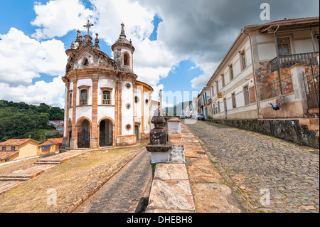 Église Nossa Senhora do Rosario, Ouro Preto, UNESCO World Heritage Site, Minas Gerais, Brésil Banque D'Images