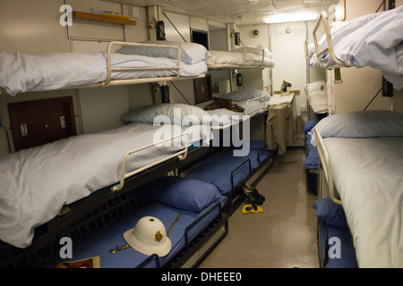 Quarts de sommeil de l'équipage sur le yacht royal Britannia, Édimbourg, Écosse Banque D'Images