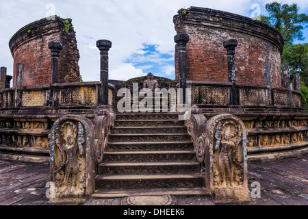 Vatadage (circulaire), Maison relique Polonnaruwa Quadrangle, UNESCO World Heritage Site, Sri Lanka,Asia Banque D'Images