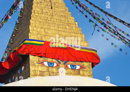 Voir tous les yeux de Bouddha, le stupa de Boudhanath, UNESCO World Heritage Site, Katmandou, Népal, Asie Banque D'Images