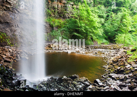 Hardraw Force dans Wensleydale, Yorkshire Dales, Yorkshire, Angleterre, Royaume-Uni, Europe Banque D'Images