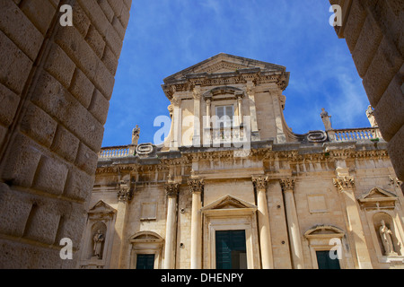 La cathédrale baroque de l'Assomption de la Vierge, dans la vieille ville de Dubrovnik, site classé au Patrimoine Mondial de l'UNESCO, la Croatie, l'Europe Banque D'Images