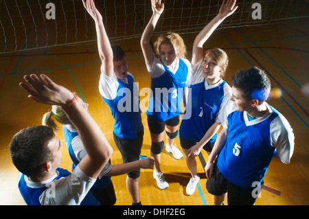 L'équipe de volley-ball de haut en 5 ans Banque D'Images