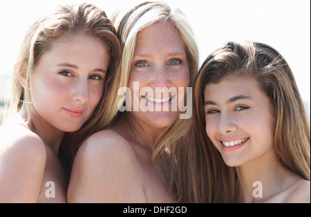 Portrait de mère de deux filles Banque D'Images