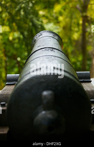 Vieux Museau Loading Cannon à Fort Canning Park, à Singapour. Banque D'Images