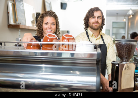 Portrait de deux Baristas Banque D'Images