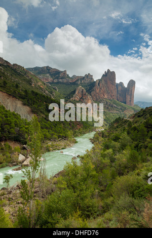 Mallos de Riglos, Huesca, Aragón, Espagne. Pre-Pyrenees. Banque D'Images