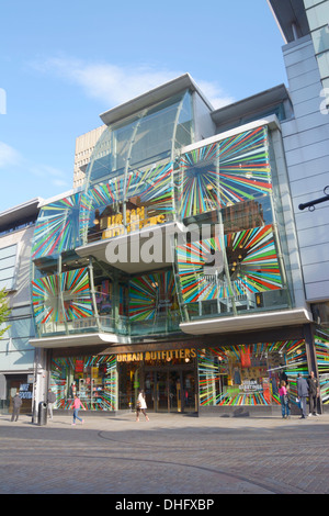 Dans la boutique Urban Outfitters Arndale Centre sur Market Street, Manchester. Banque D'Images