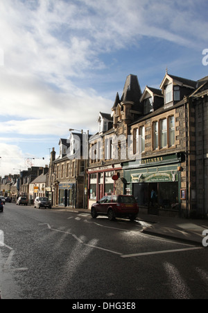 Grantown-on-Spey Scène de rue l'écosse novembre 2013 Banque D'Images