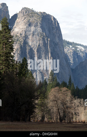 Sentinel Rock, Yosemite National Park, Californie, États-Unis. Banque D'Images