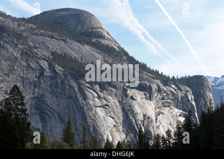 North Dome, Yosemite National Park, Californie, États-Unis. Banque D'Images