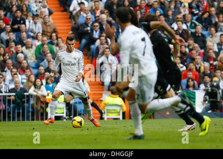 Madrid, Espagne. Nov 9, 2013. Gareth Bale (Real Madrid) lors d'un match de football de la Liga espagnole entre le Real Madrid et Real Sociedad au Santiago Bernabeu à Madrid, Espagne, le 9 novembre 2013.Photo : Rodrigo Garcia/NurPhoto NurPhoto © Rodrigo Garcia//ZUMAPRESS.com/Alamy Live News Banque D'Images