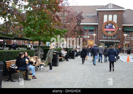 Centre McArthur Glen Designer Outlet Roermond Pays-Bas Banque D'Images