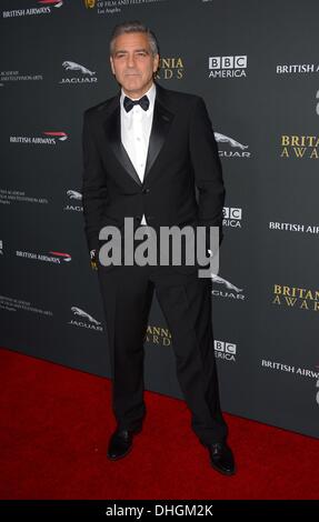 George Clooney arrive à la remise des prix de la BAFTA Britannia à Los Angeles, Californie, le 9 novembre 2013 Banque D'Images