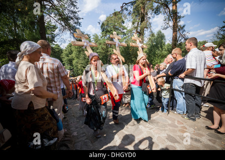 Pèlerinages chrétiens orthodoxes à la sainte montagne de Grabarka en Pologne Banque D'Images