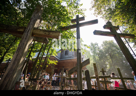 Pèlerinages chrétiens orthodoxes à la sainte montagne de Grabarka en Pologne Banque D'Images