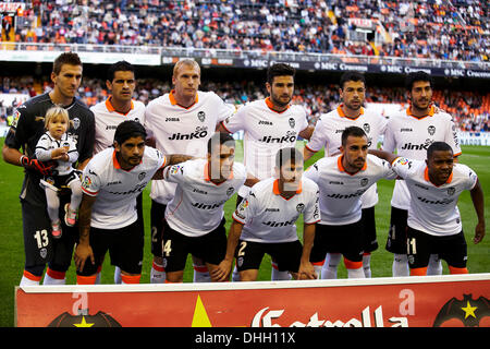 Valence, Espagne. 10 nov., 2013. Valencia Squad pose avant le jeu de la Liga espagnole entre Valence et Real Valladolid du stade Mestalla. Credit : Action Plus Sport/Alamy Live News Banque D'Images