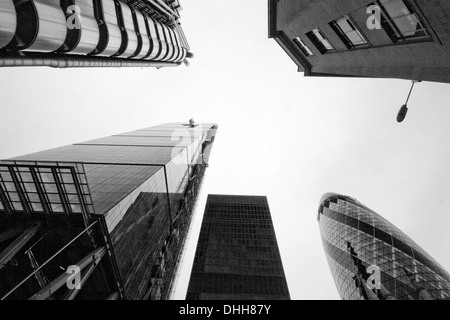 Londres - le 21 septembre : Les bâtiments de 30 St Mary Axe, cornichon, Bâtiment de la Lloyds, Leadenhall Building, St Helens et gratte-ciel Banque D'Images