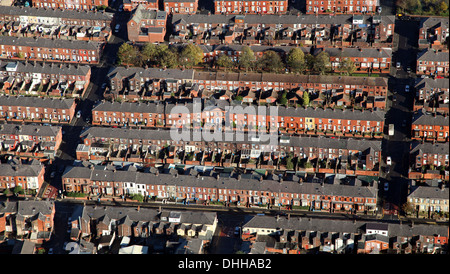 Vue aérienne de retour à l'arrière du logement en Oldham, Manchester Banque D'Images