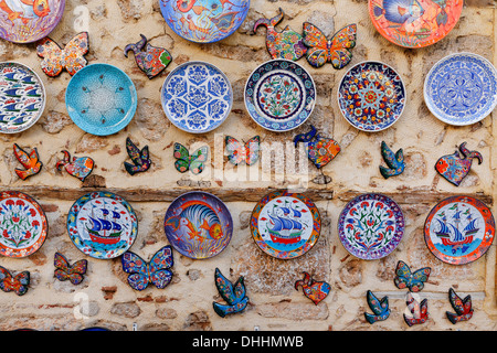 Plaques en céramique comme souvenirs, Kaleiçi, Antalya, Antalya Province, Turkey Banque D'Images