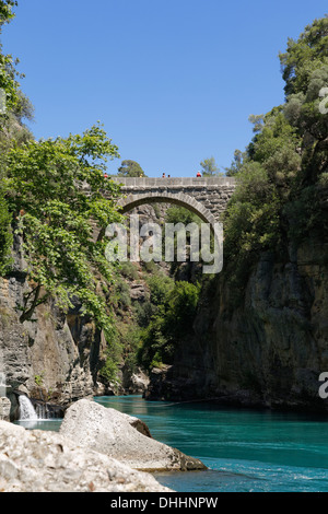 Eurymedon Oluk Köprü ou pont, un pont romain sur la rivière Köprüçay River ou rivière Eurymedon, Köprülü Canyon National Park Banque D'Images