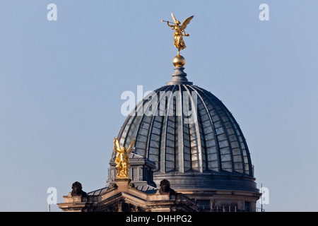 Dôme en verre de l'Académie des beaux-arts, Dresde, Saxe, Allemagne Banque D'Images