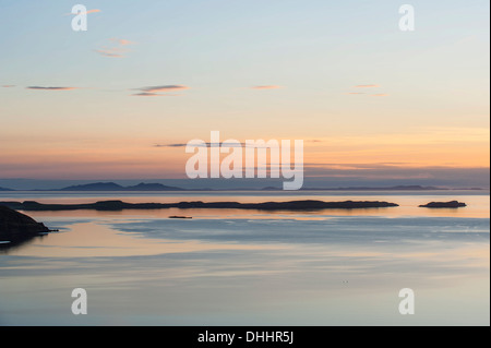 Soirée chaleureuse avec vue sur Détroit peu Minch vers les Hébrides extérieures, Stein, île de Skye, Innere Hebriden Banque D'Images