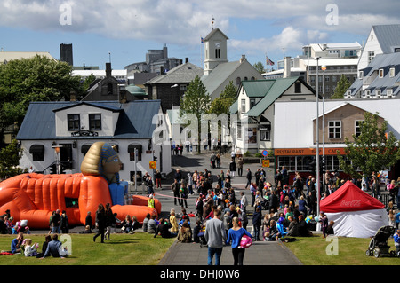 Vue d'Austurvoellur square, Reykjavik, Iceland, Europe Banque D'Images