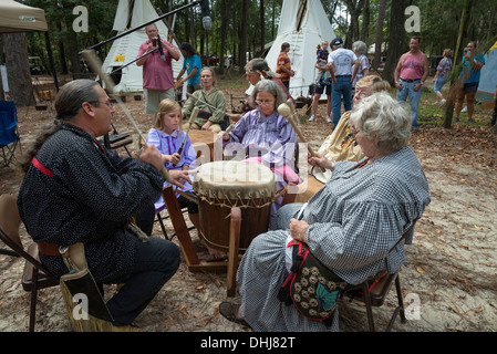 Native American Festival à Oleno State Park dans le Nord de la Floride. Banque D'Images