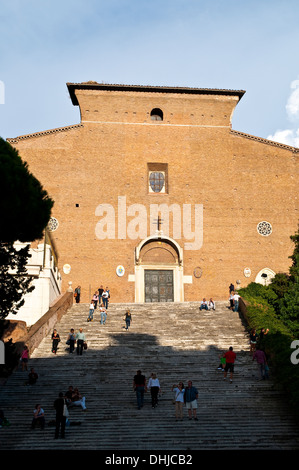 Basilique Santa Maria in Aracoeli sur la colline du Capitole, Rome, Italie Banque D'Images