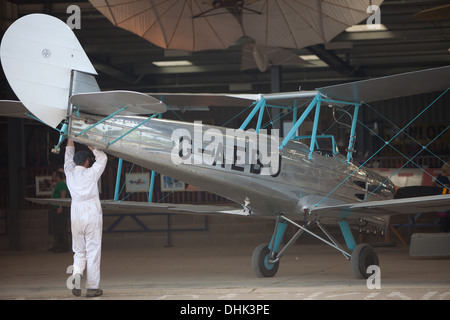 Blackburn B2 1930 avion biplan à un air de Shuttleworth Collection affichage à l'ancien aérodrome de gardes de Bedfordshire Banque D'Images