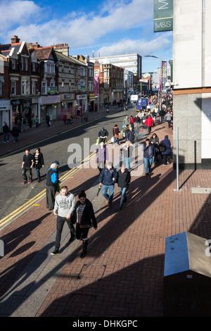 La grande rue à Southend on Sea, Essex. Banque D'Images