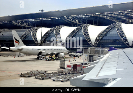 Un Airbus 320-232 de l'aéroport Suvarnabhumi de Bangkok airways Bangkok Thaïlande Banque D'Images