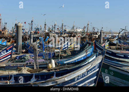 Maroc, Agadir, bateaux de pêche au port Banque D'Images