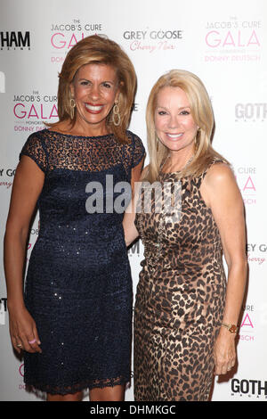 Hoda Kotb, Kathie Lee Gifford, à la rêver grand ! Le Jacob's Cure 2012 gala au Cipriani Wall Street. La ville de New York, USA - 13.04.11 Banque D'Images