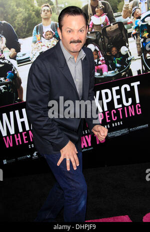 Thomas Lennon le Los Angeles Premiere de "à quoi s'attendre lorsque vous attendez' - Arrivées Los Angeles, Californie - 14.05.12 Banque D'Images