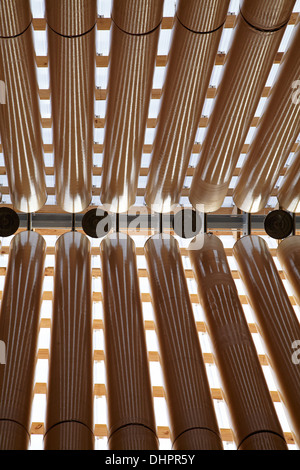 Chevrons en carton dans le carton la cathédrale (conçu par Shigeru Ban), Christchurch, Canterbury, île du Sud, Nouvelle-Zélande Banque D'Images